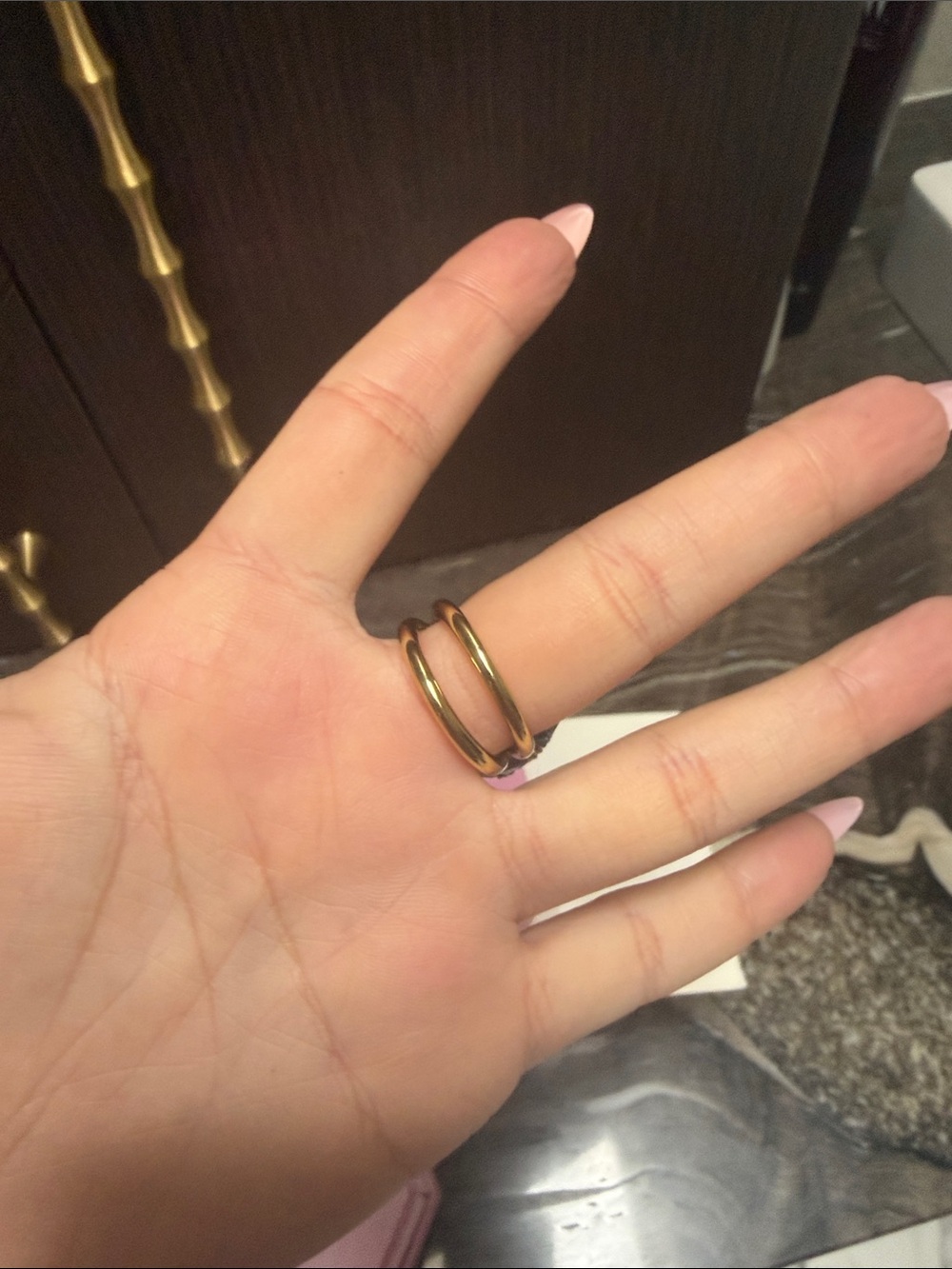Swarovski Curiosa cocktail ring
Triangle cut, Blue, Gold-tone plated NEW - Picture 13 of 17